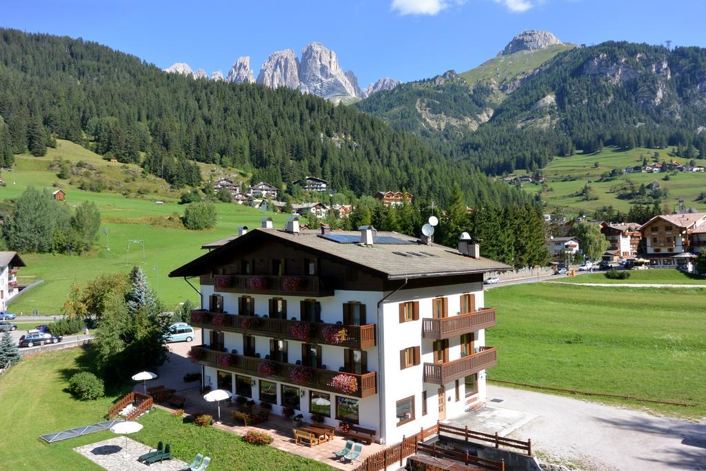 Cesa Edelweiss Living & Spa Campitello di Fassa Eksteriør billede