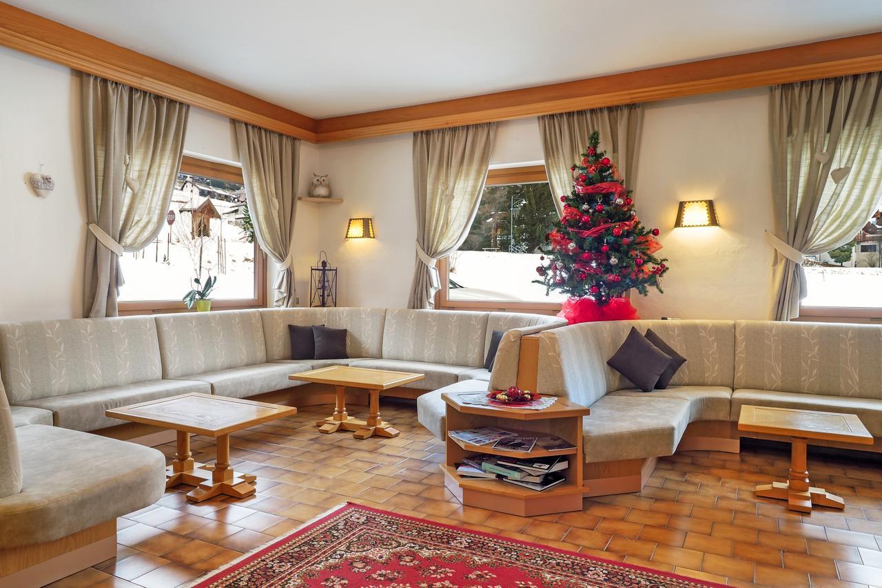 Cesa Edelweiss Living & Spa Campitello di Fassa Eksteriør billede